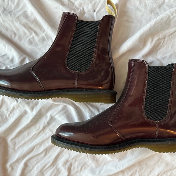 Dr. Martens UK Shoes - Unisex Dark Burgandy Chelsea Boots